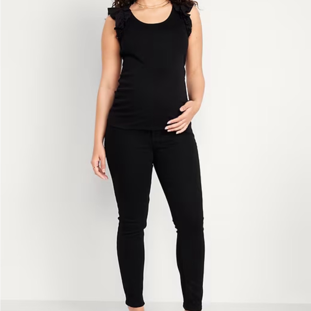 Old Navy Maternity Skinny Jeans. Size 8